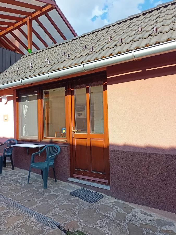 Apartment Tomáš Jendrál Spissky Stvrtok Esterno foto